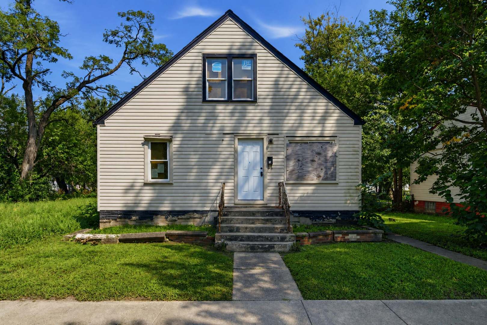 main property photo 6