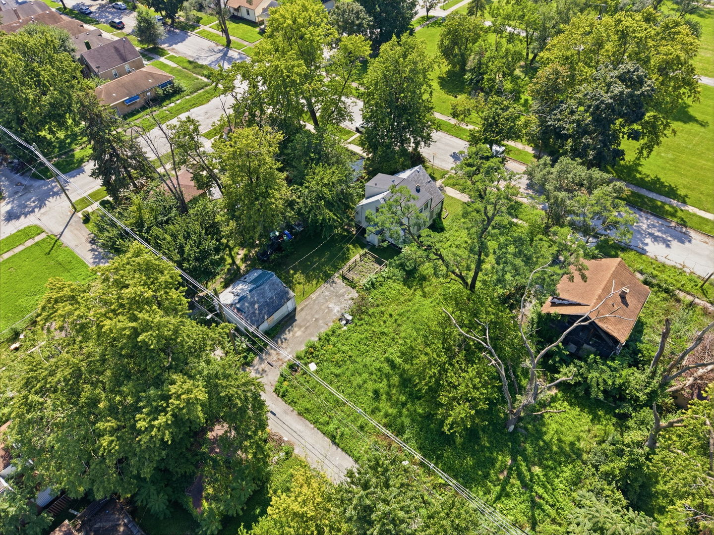 main property photo 8