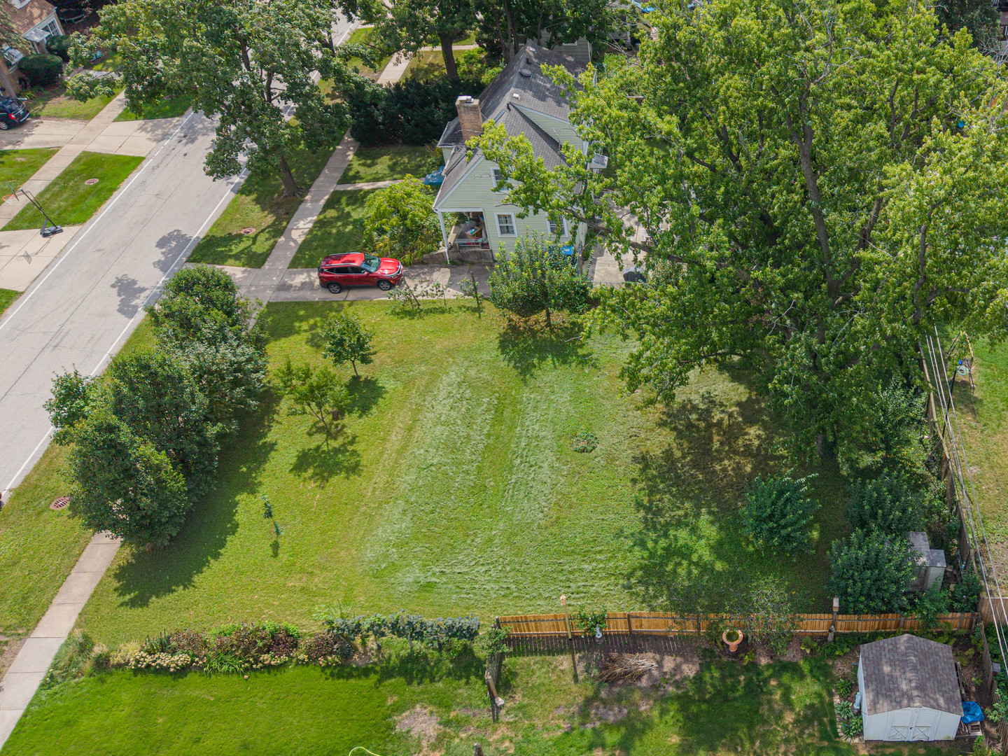main property photo 13