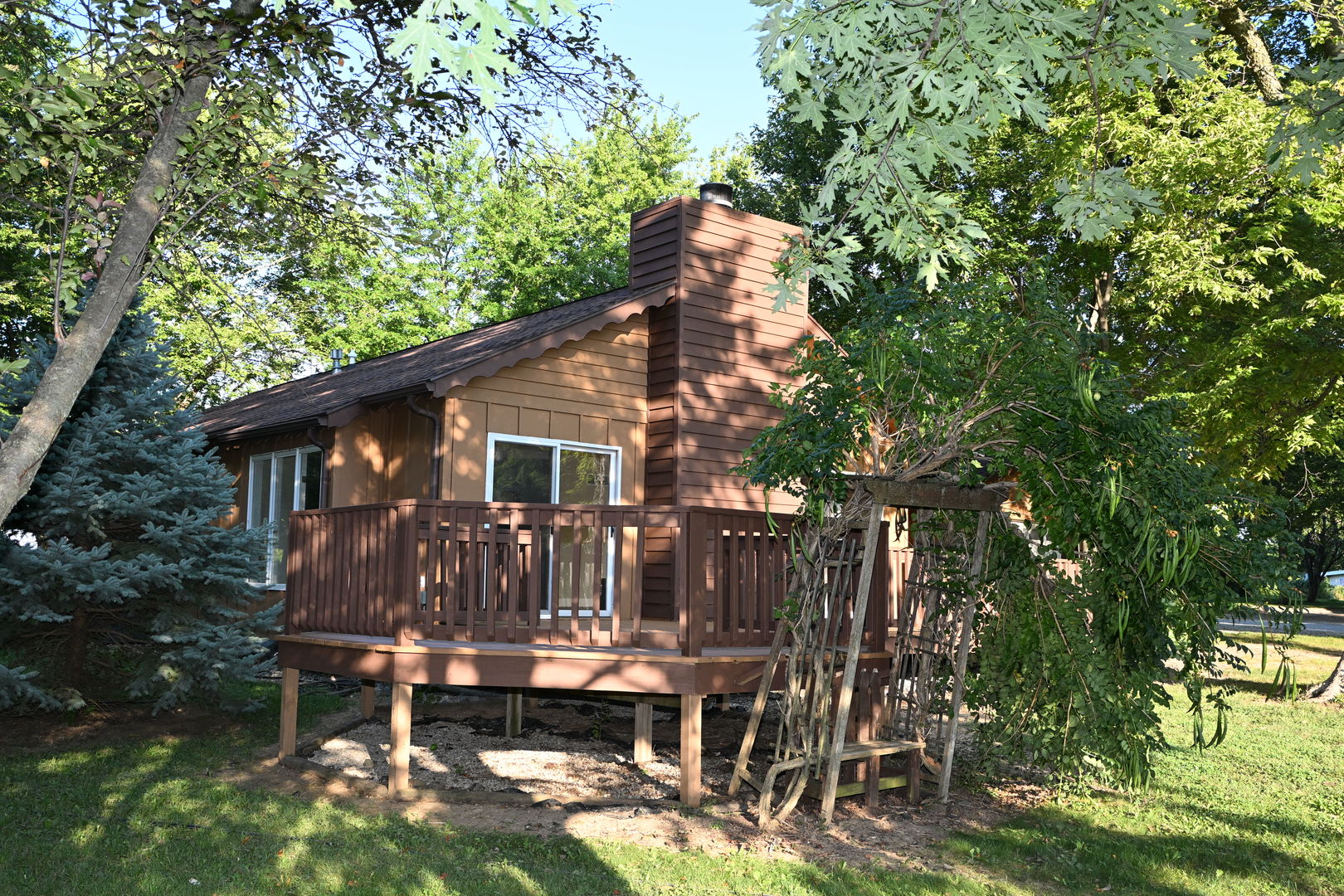 main property photo 4