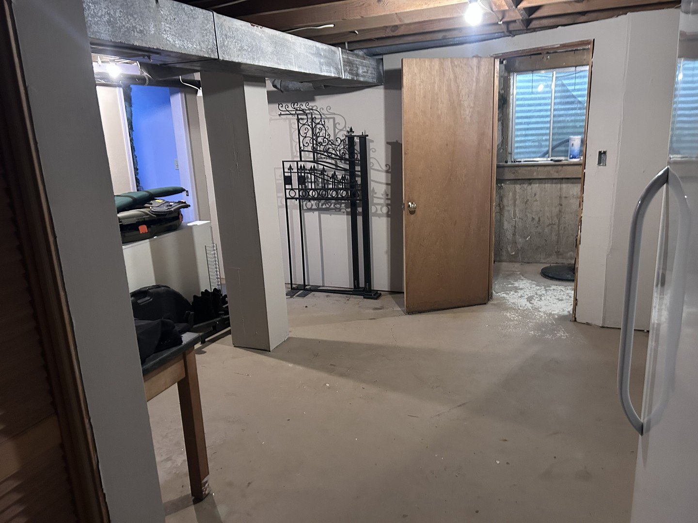 main property photo 40