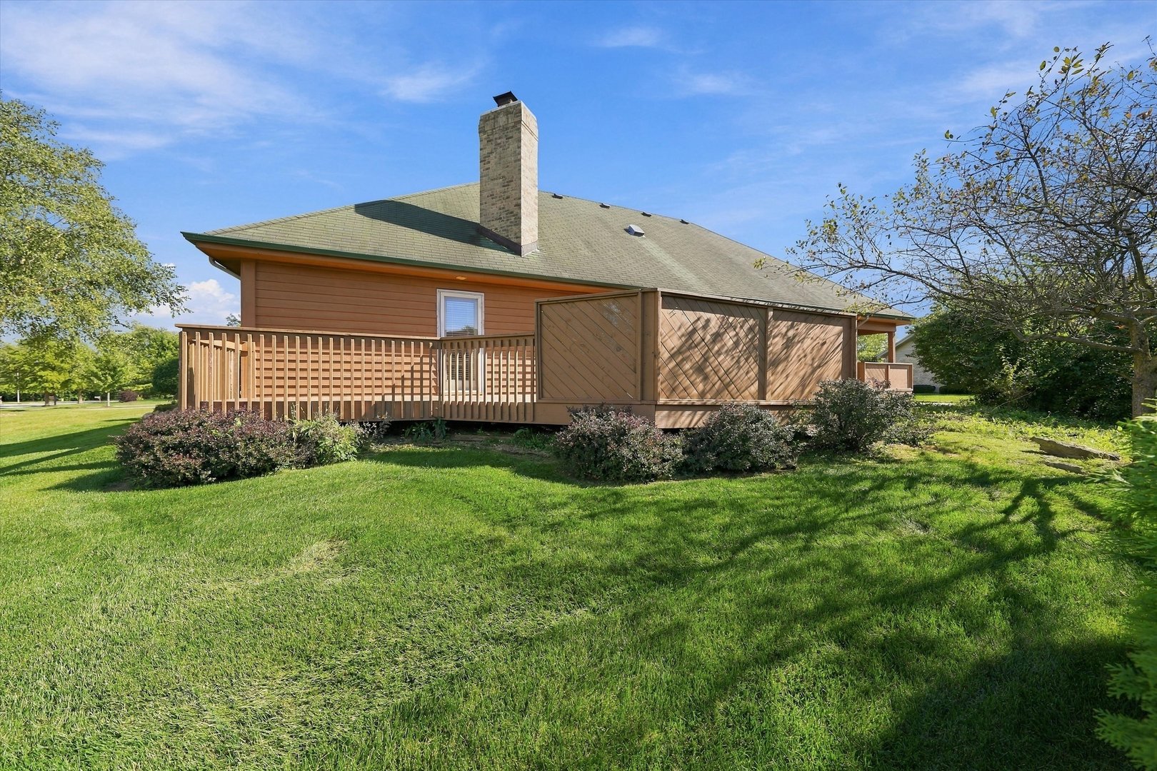 main property photo 30