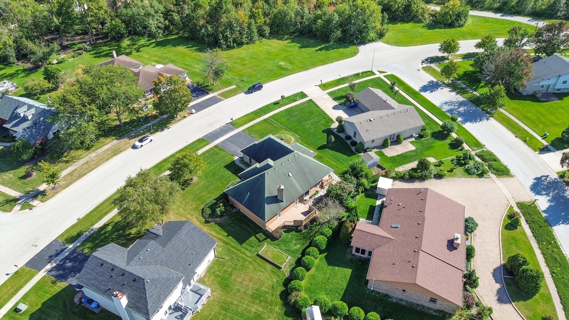 main property photo 33