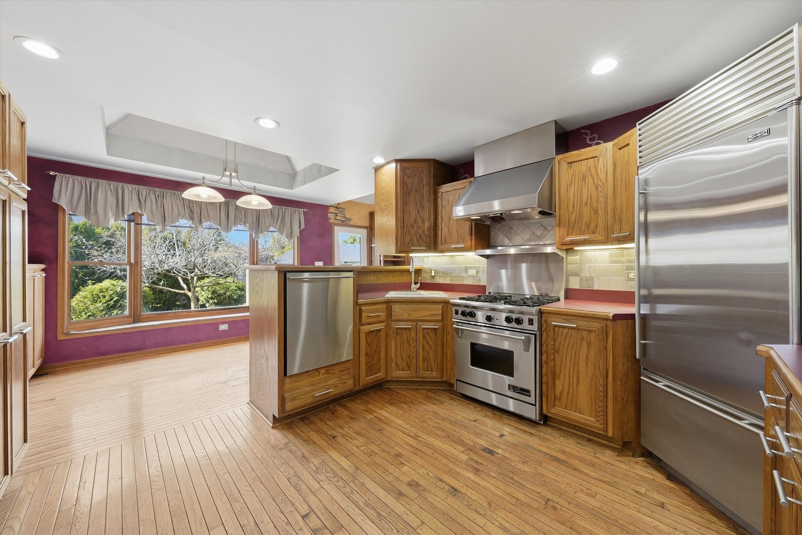 main property photo 9