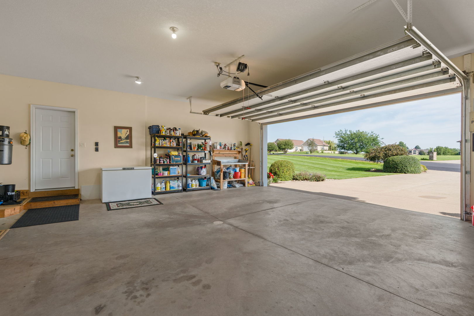 main property photo 59