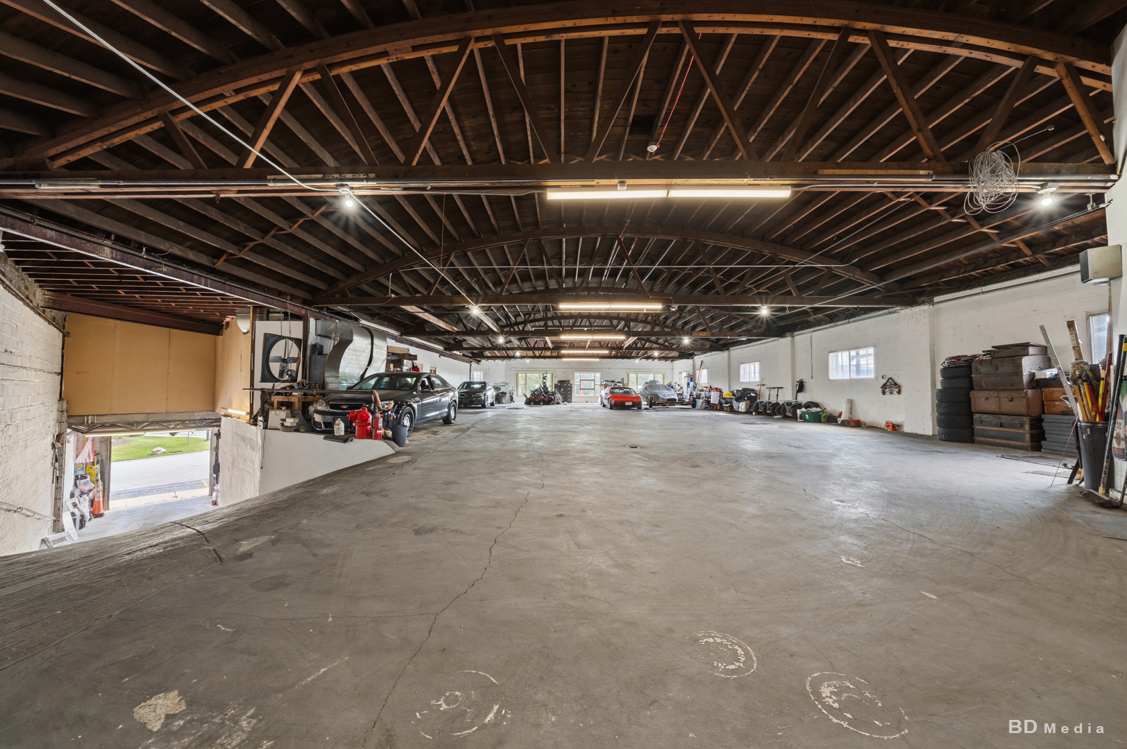 main property photo 33