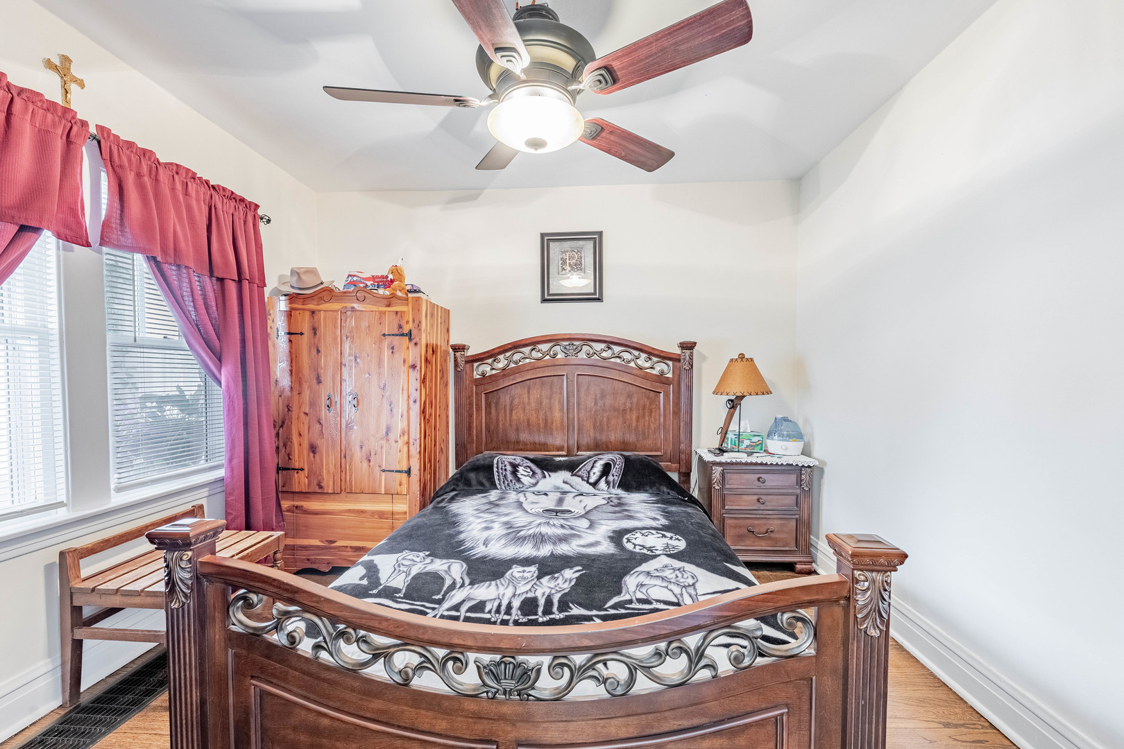 main property photo 8