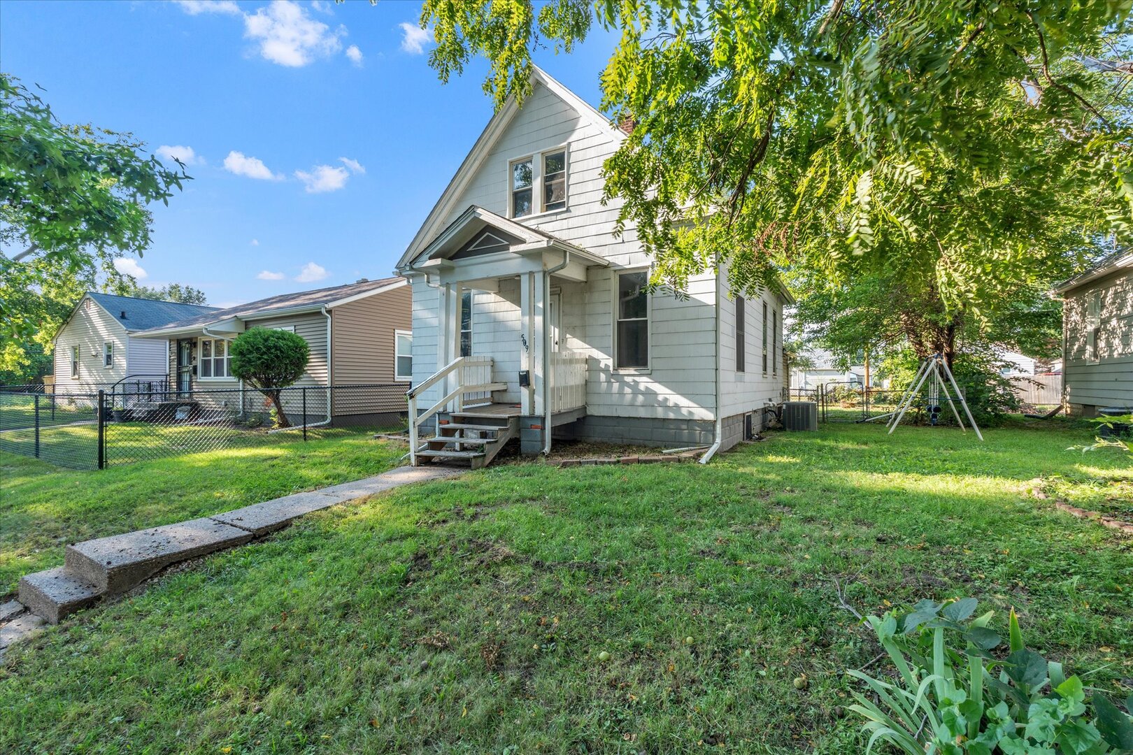 main property photo 2