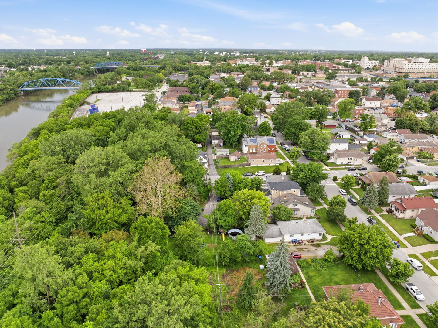 main property photo 14