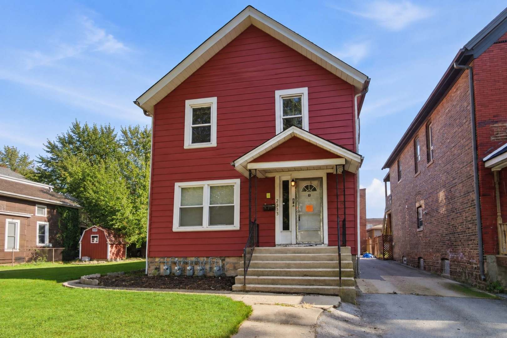 main property photo 11