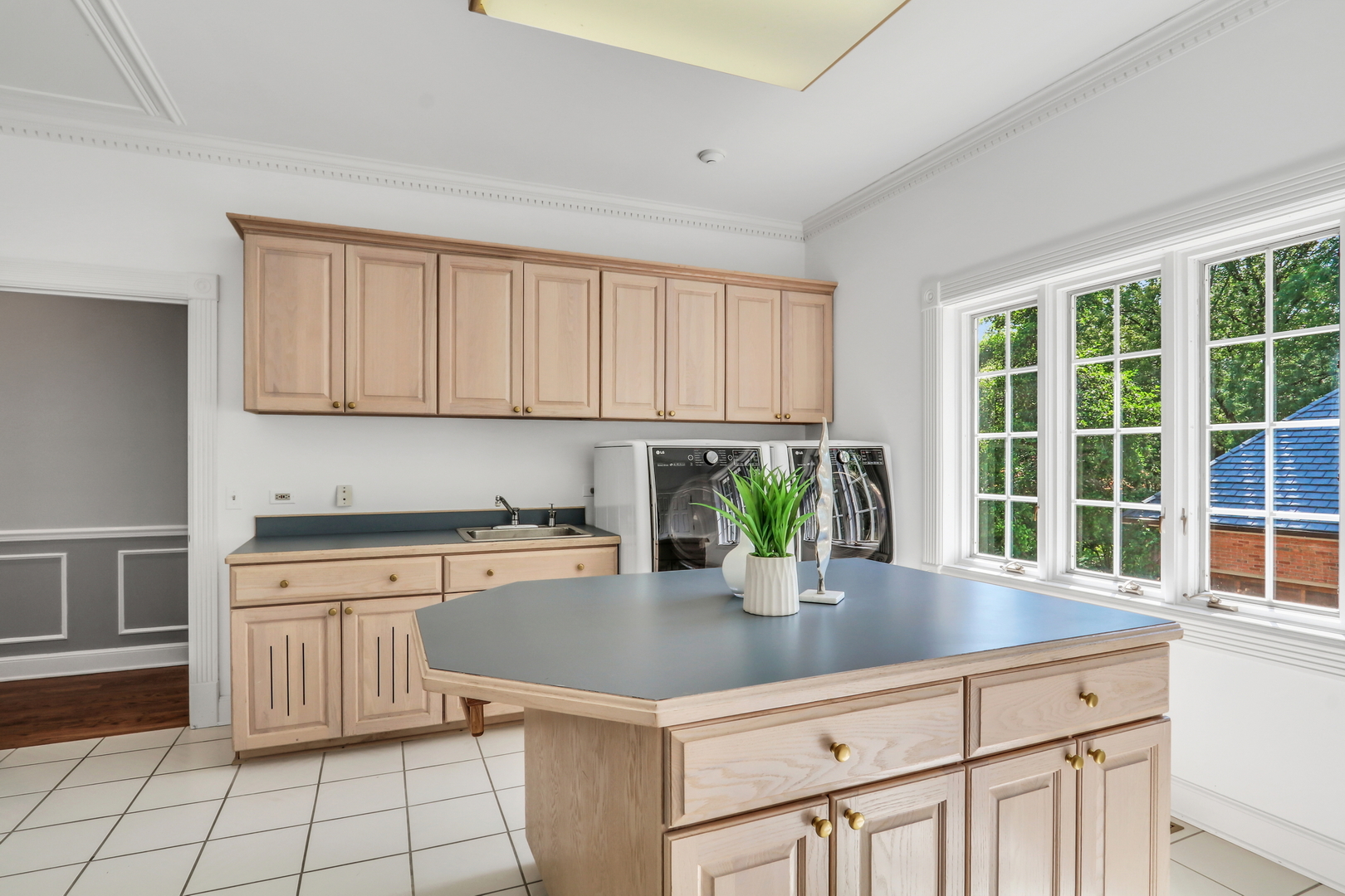 main property photo 76