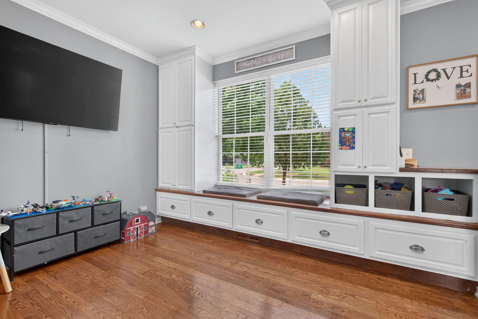 main property photo 5