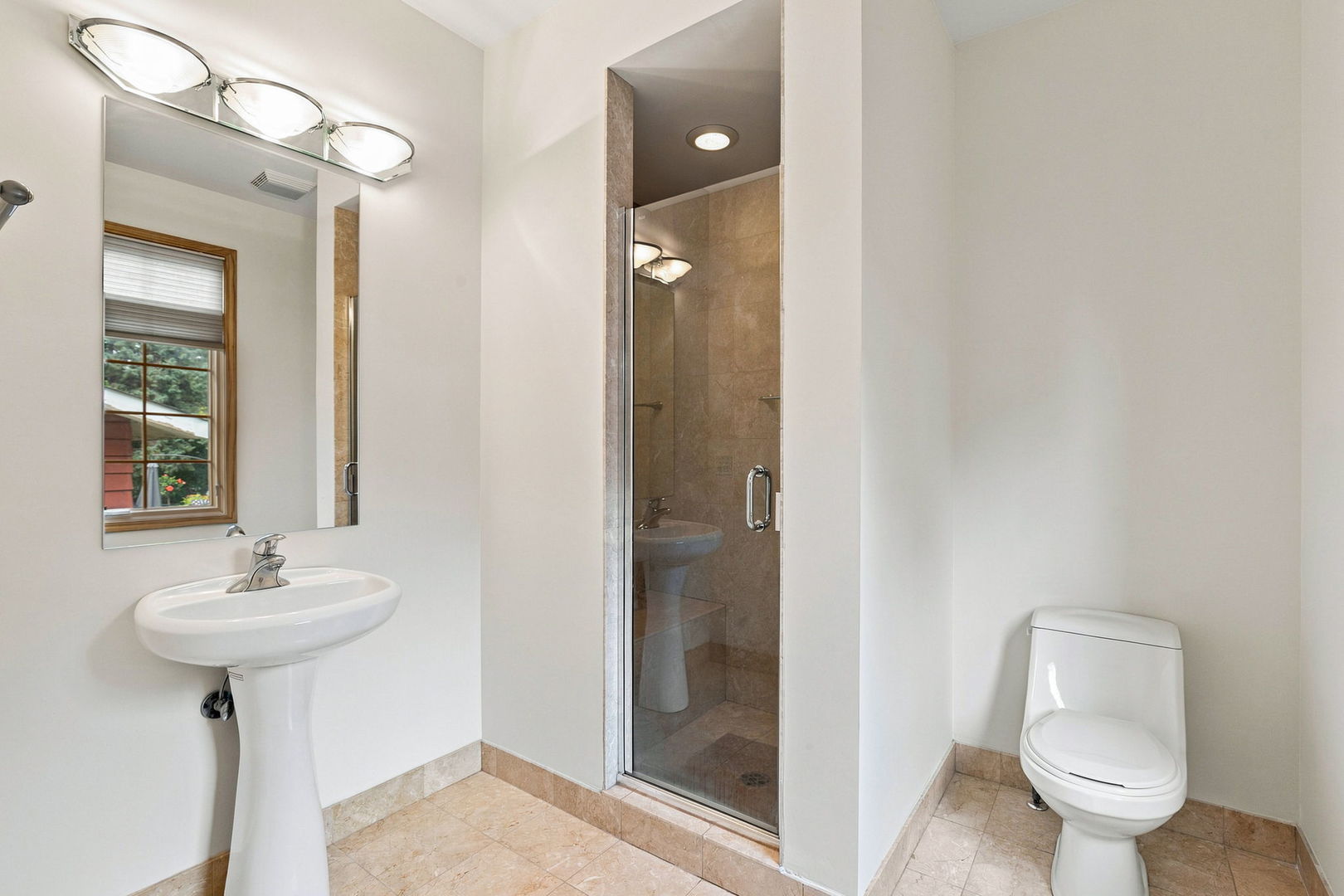 property viewer photo 11