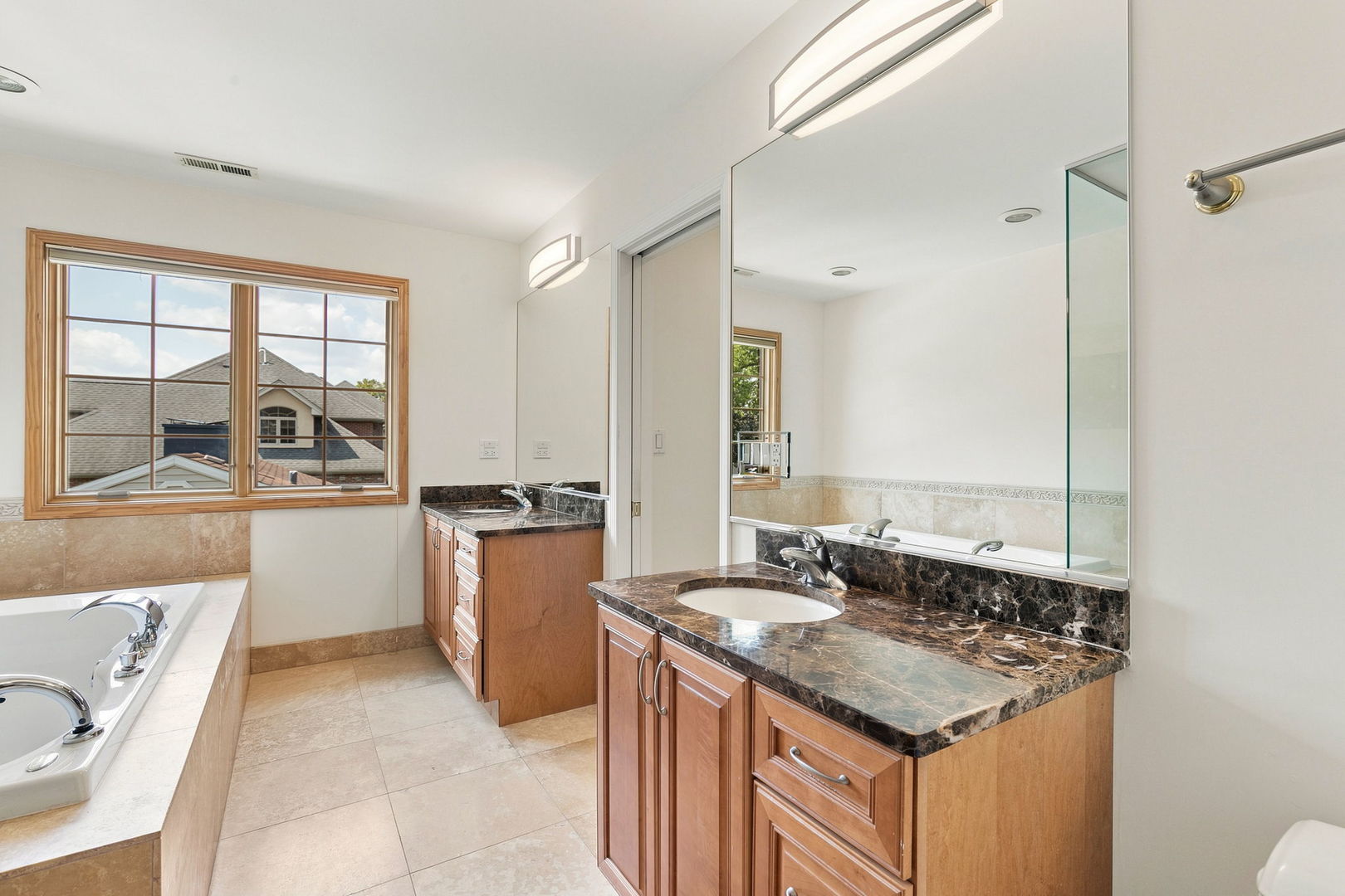 property viewer photo 19