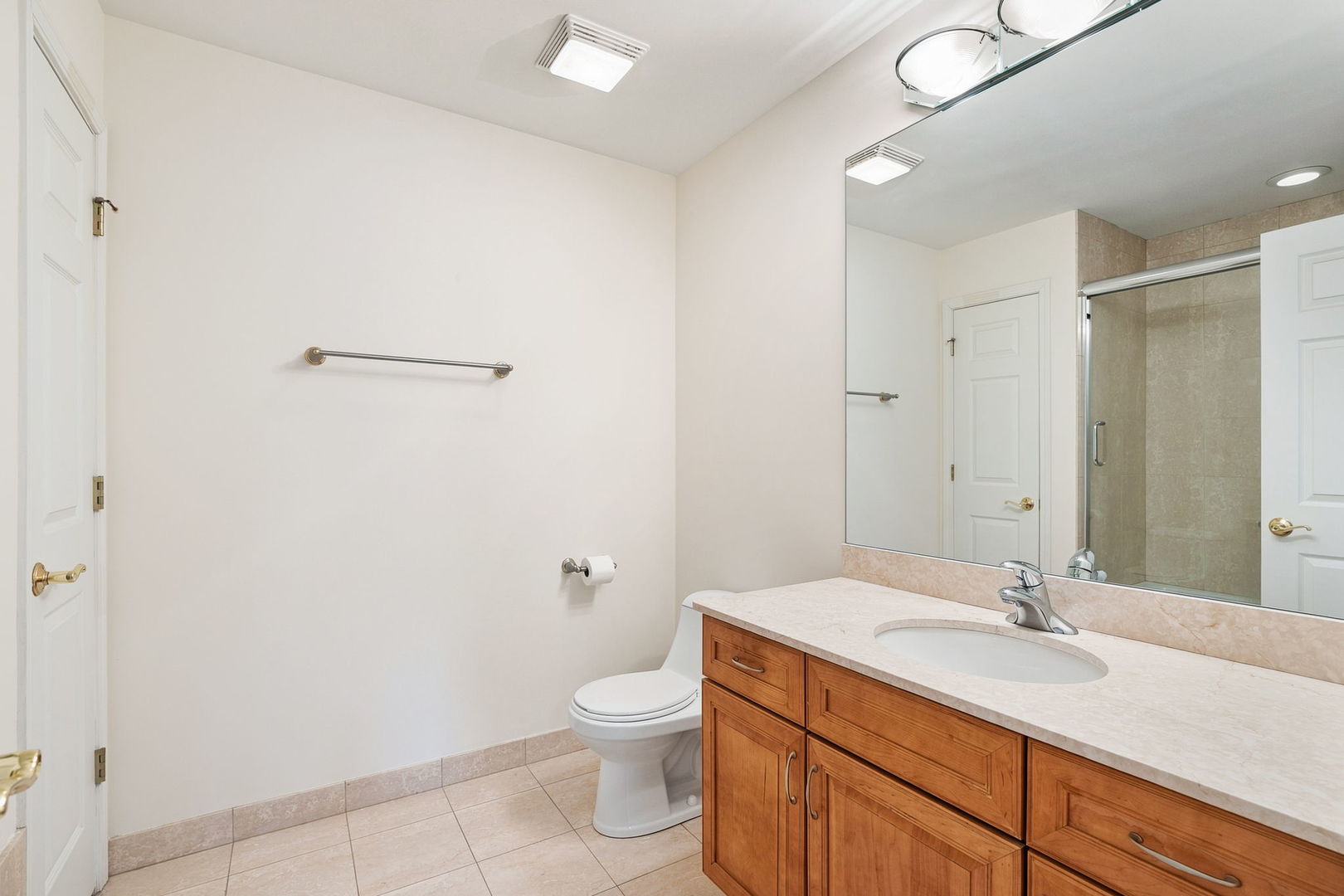 property viewer photo 22