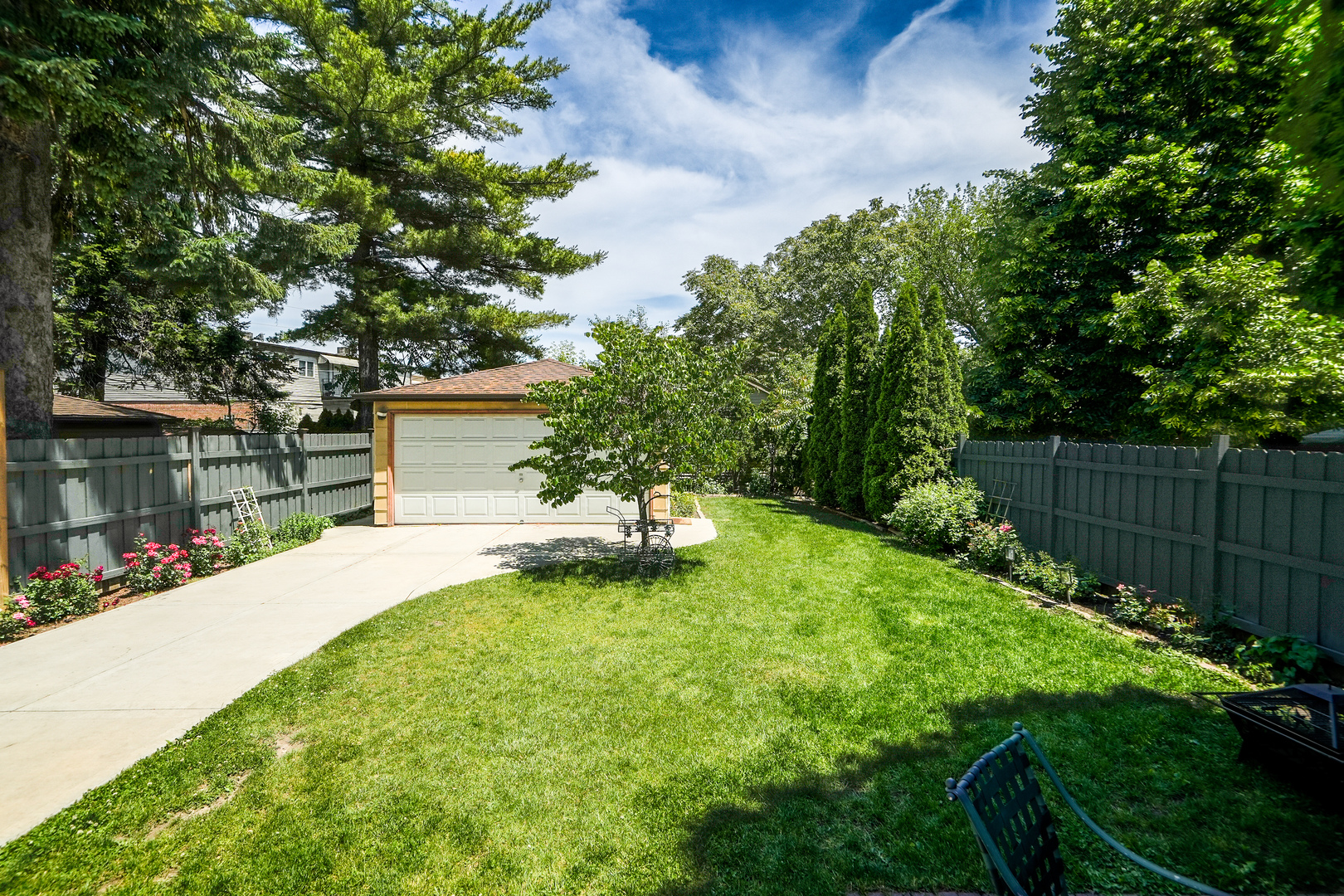 main property photo 45