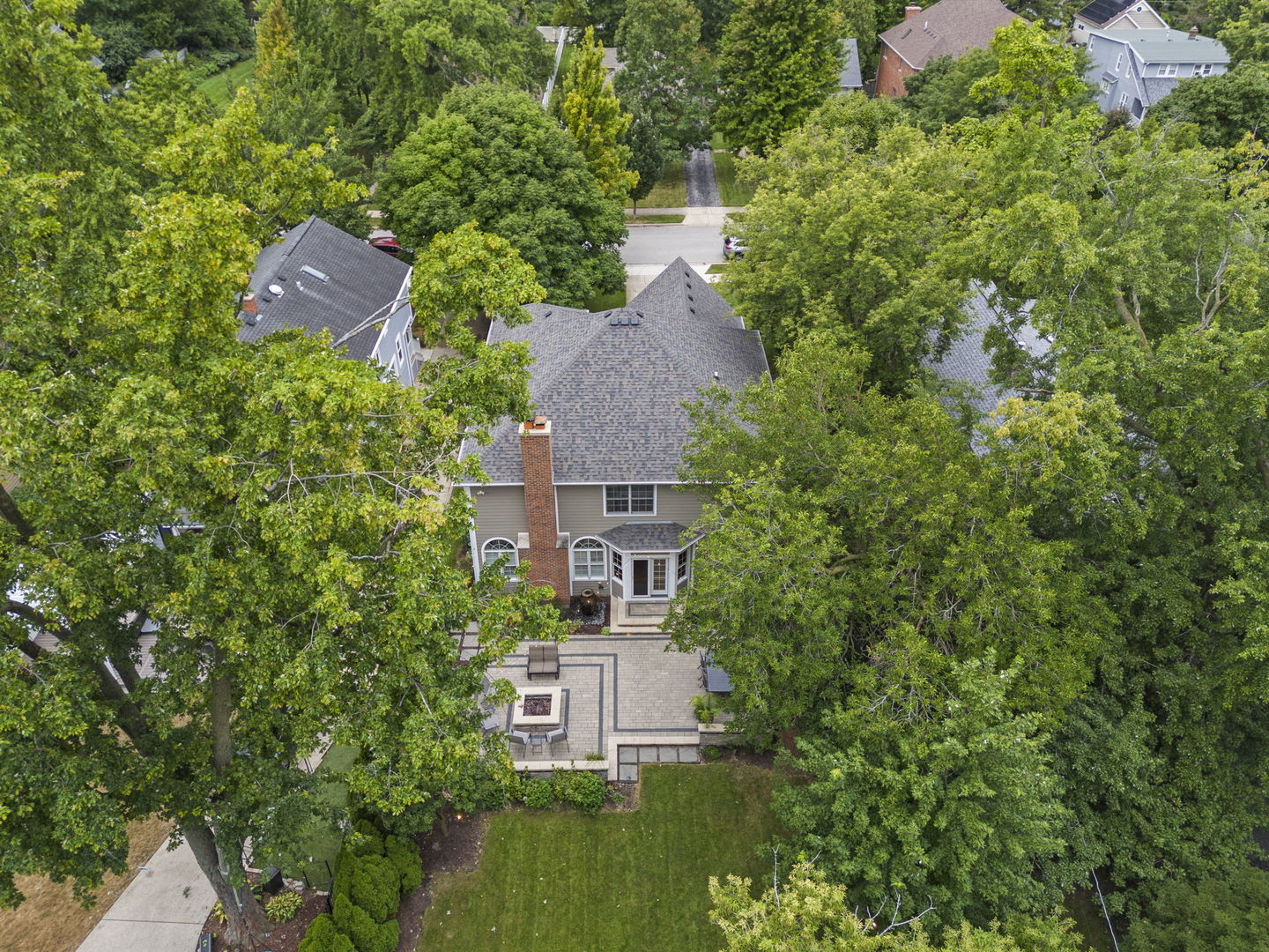 main property photo 34