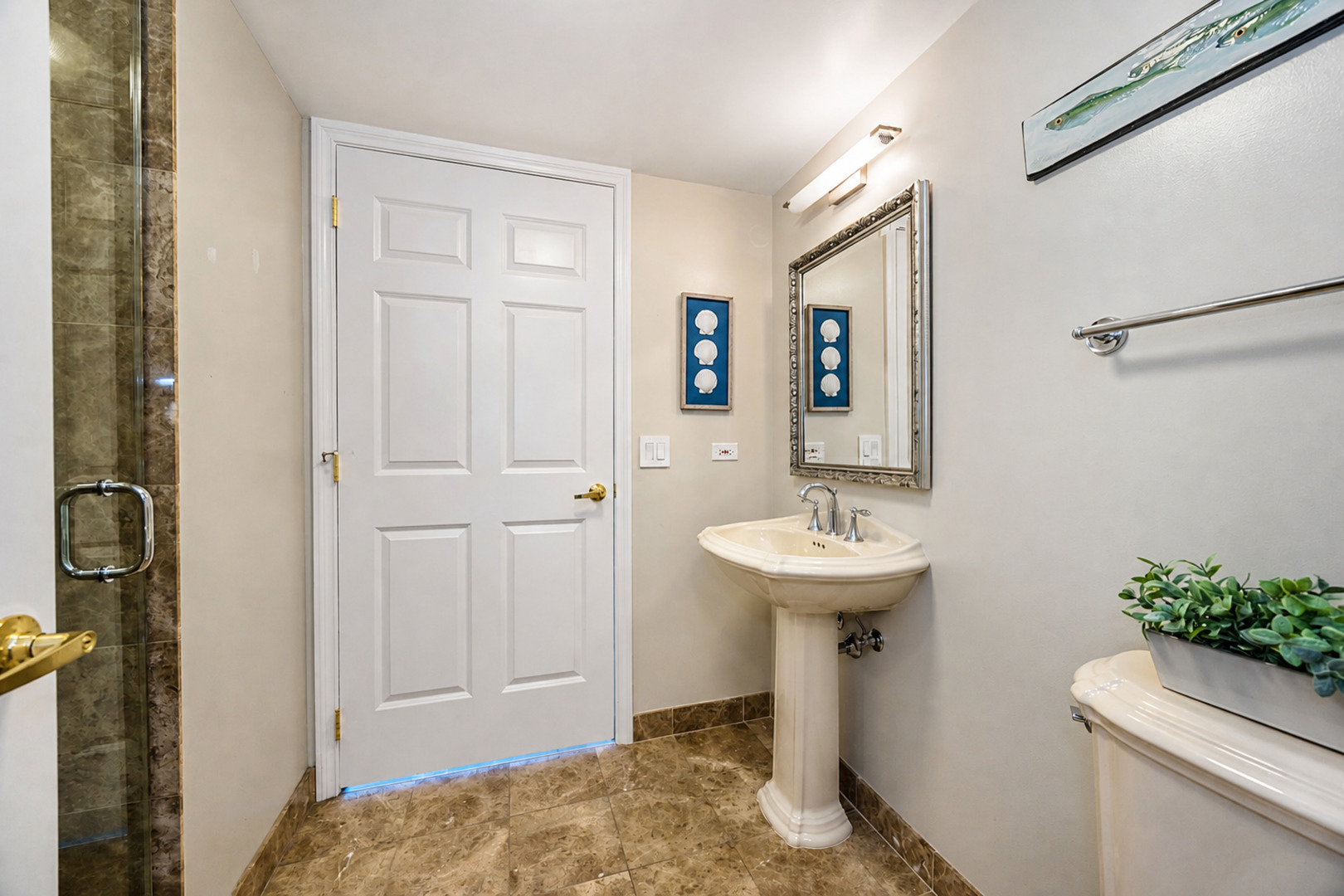 property viewer photo 17