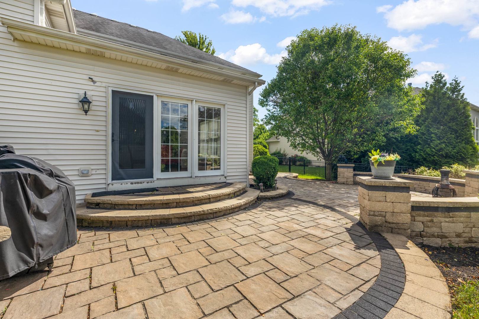 main property photo 76