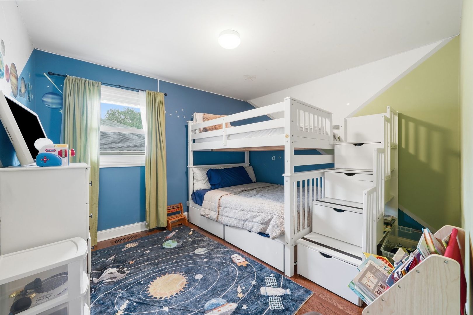 main property photo 14