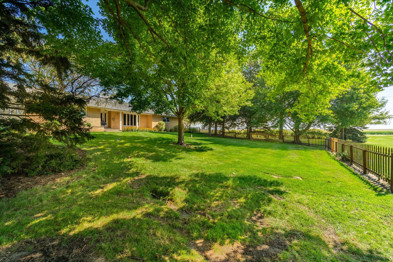 property viewer photo 2