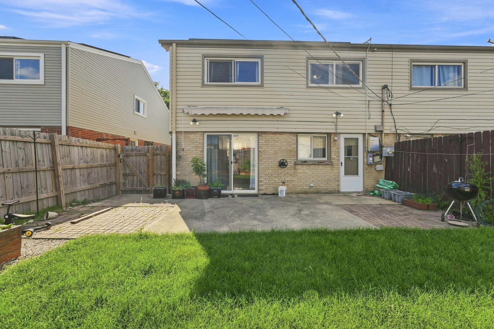 main property photo 20