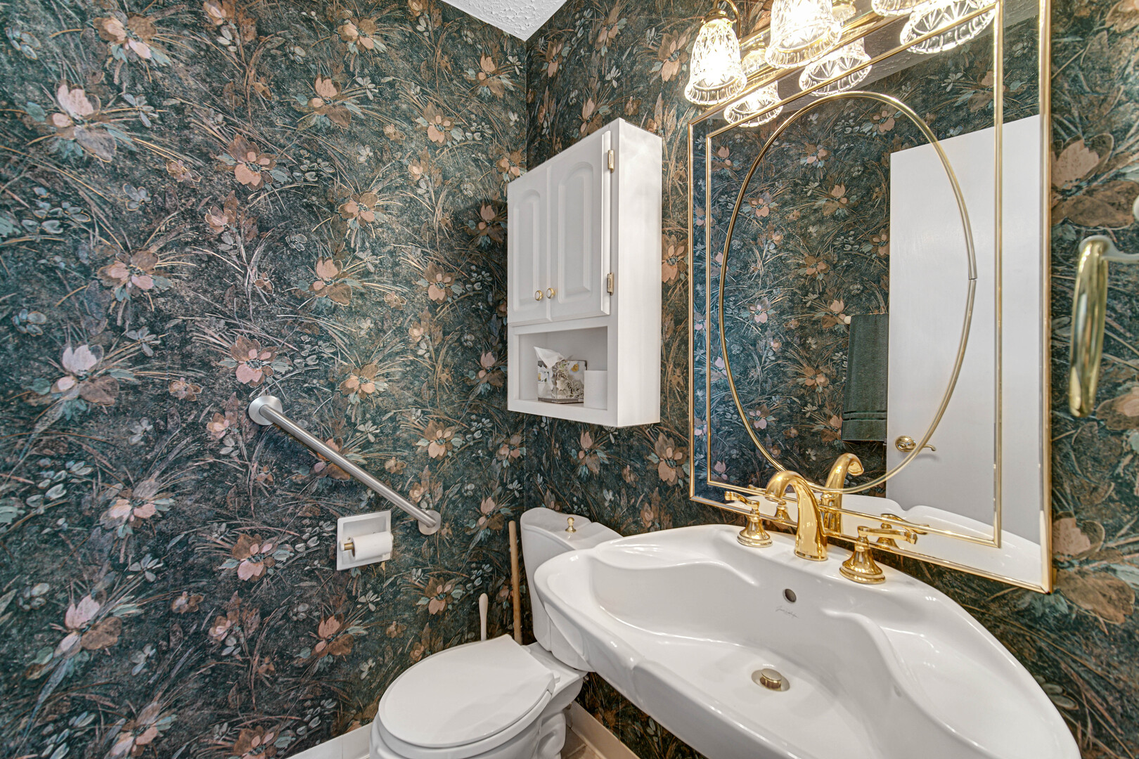 main property photo 8