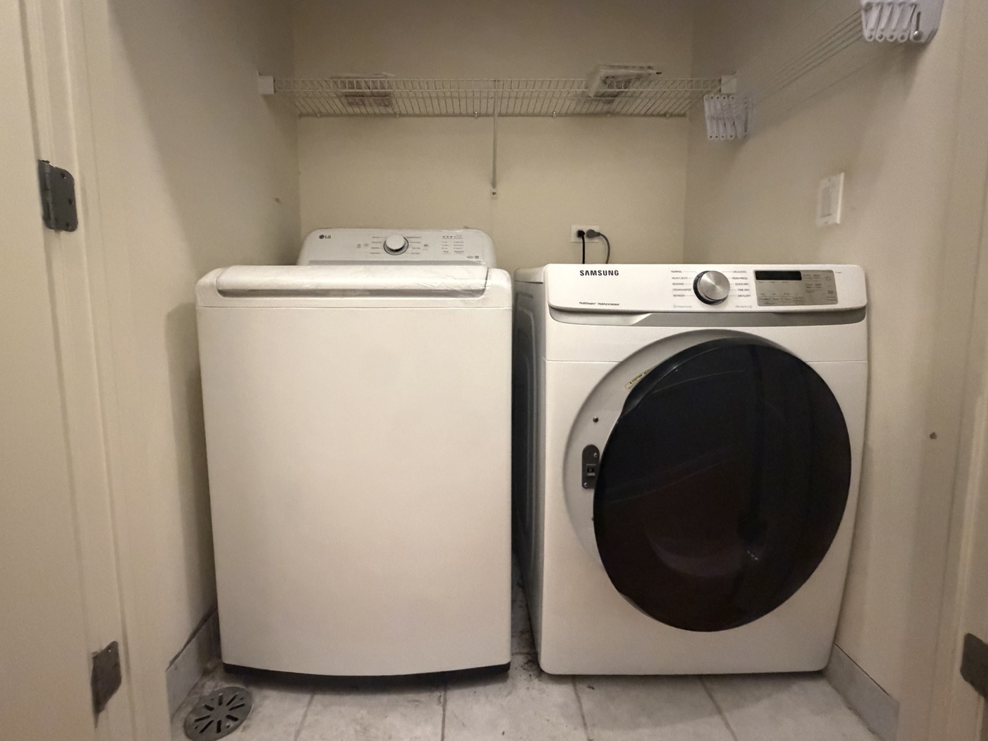 main property photo 9