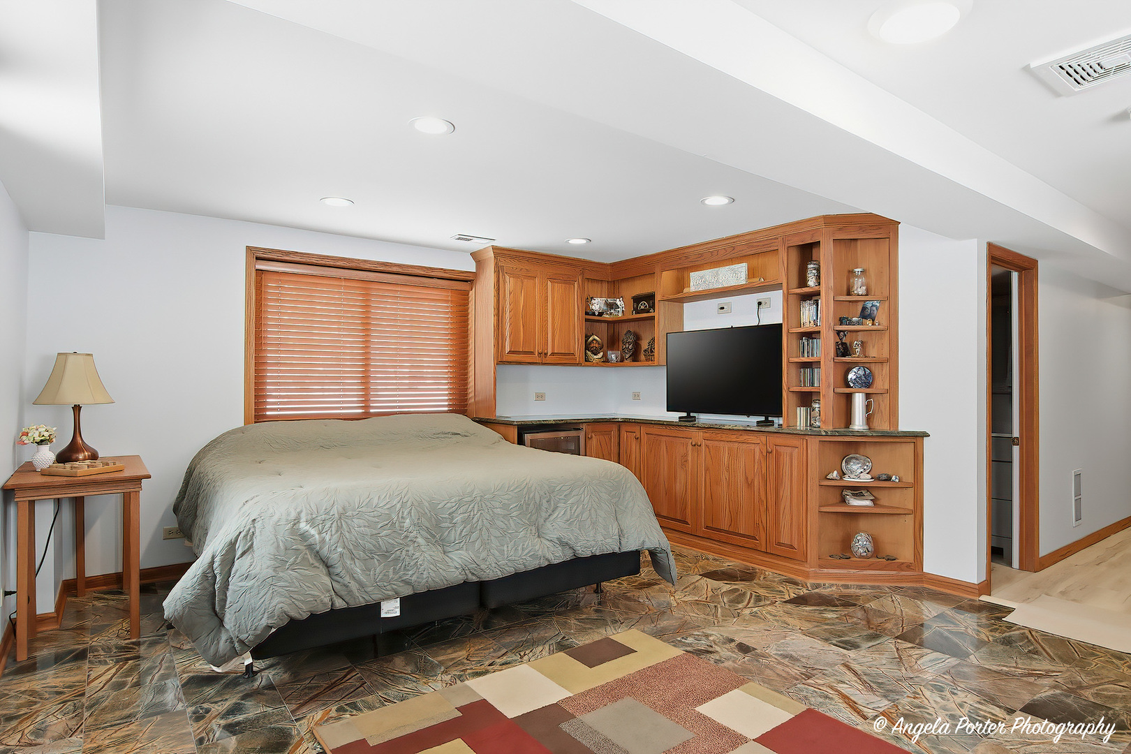 main property photo 17