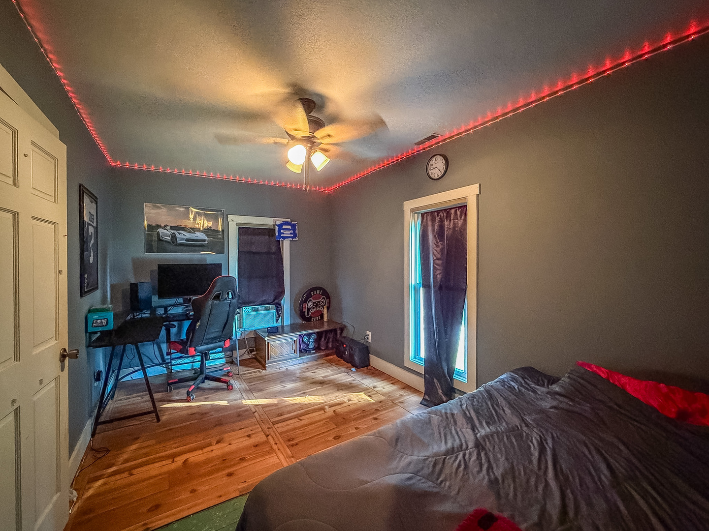 main property photo 33