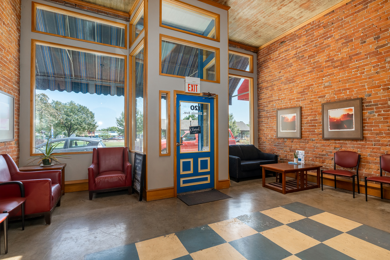 main property photo 3