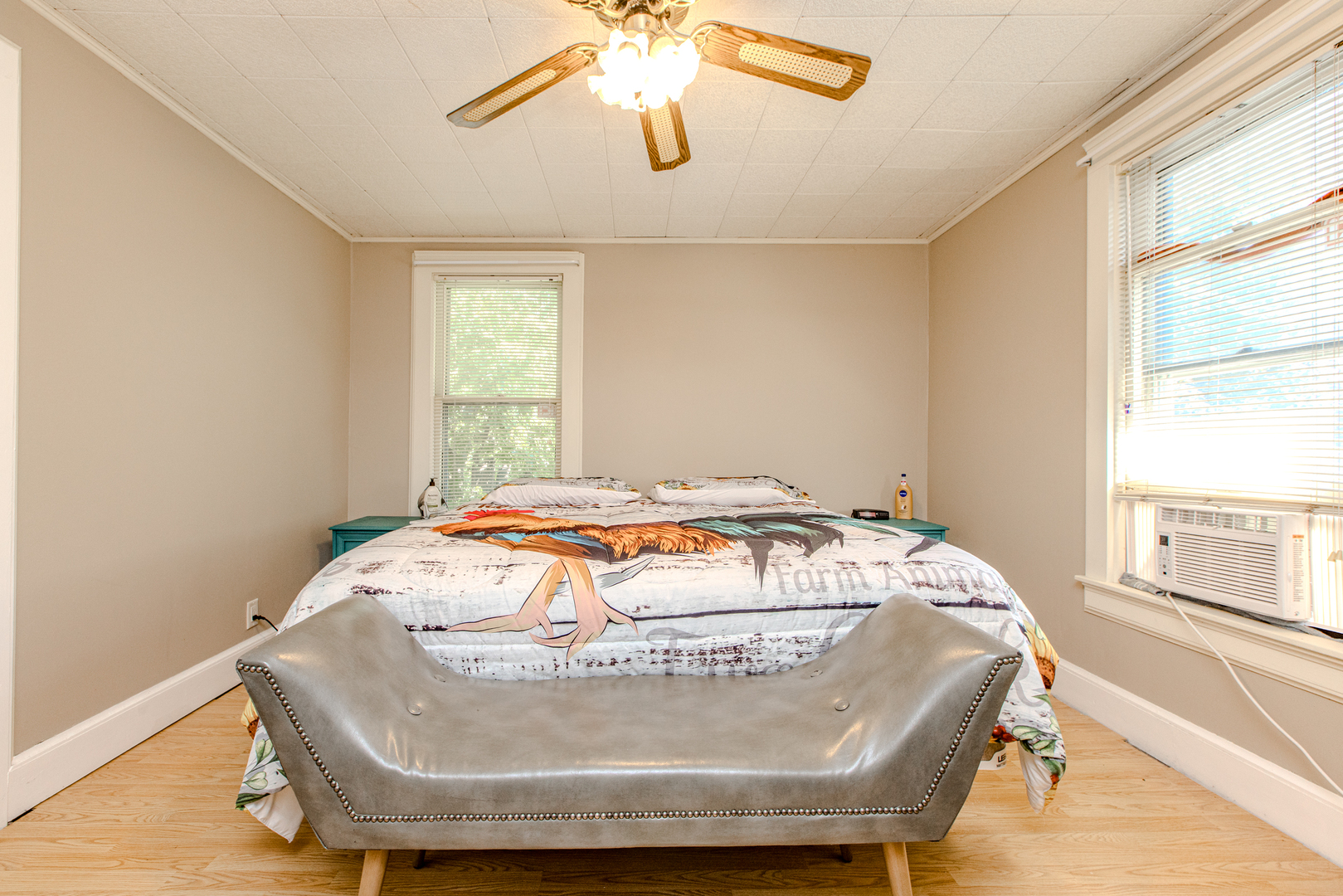 main property photo 16