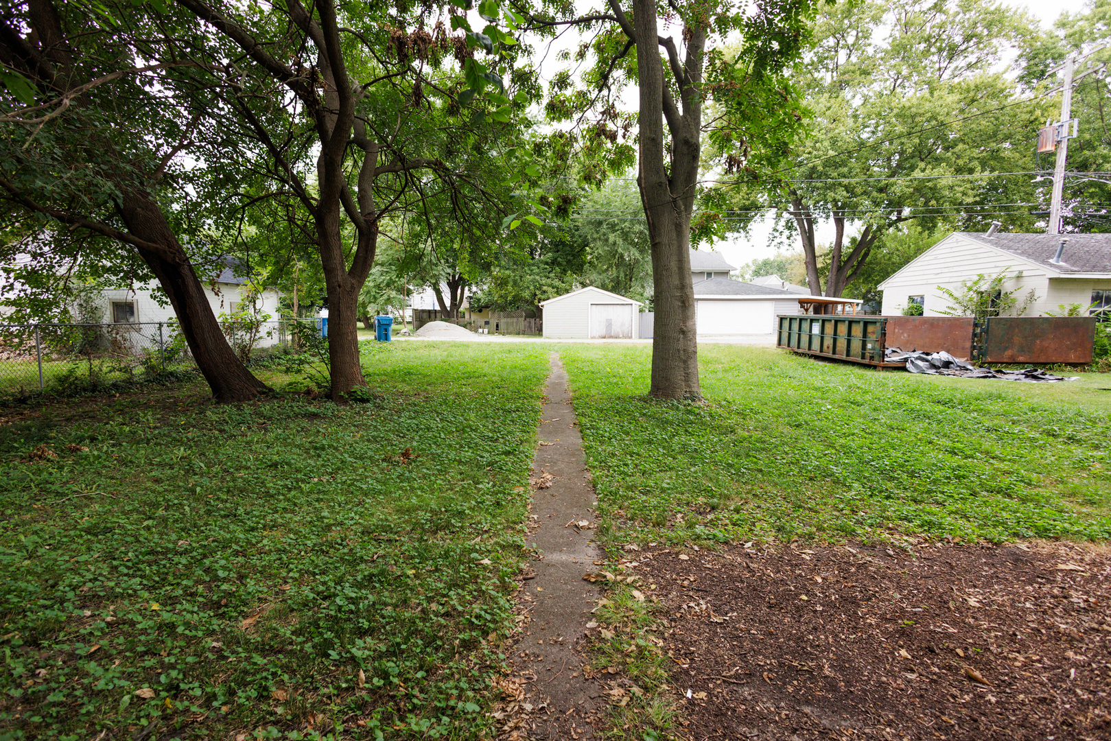 main property photo 9
