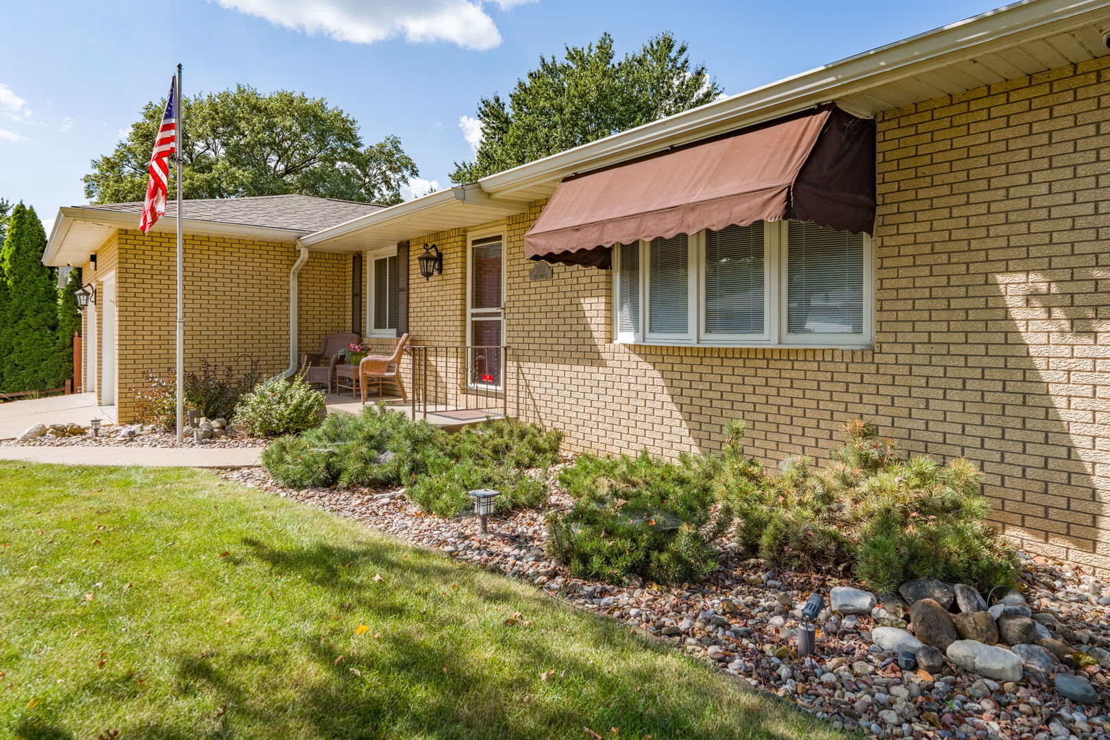 property viewer photo 3