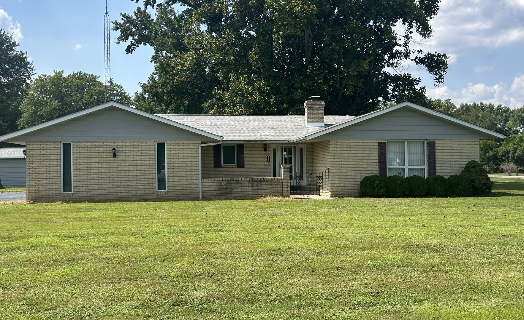 main property photo 26