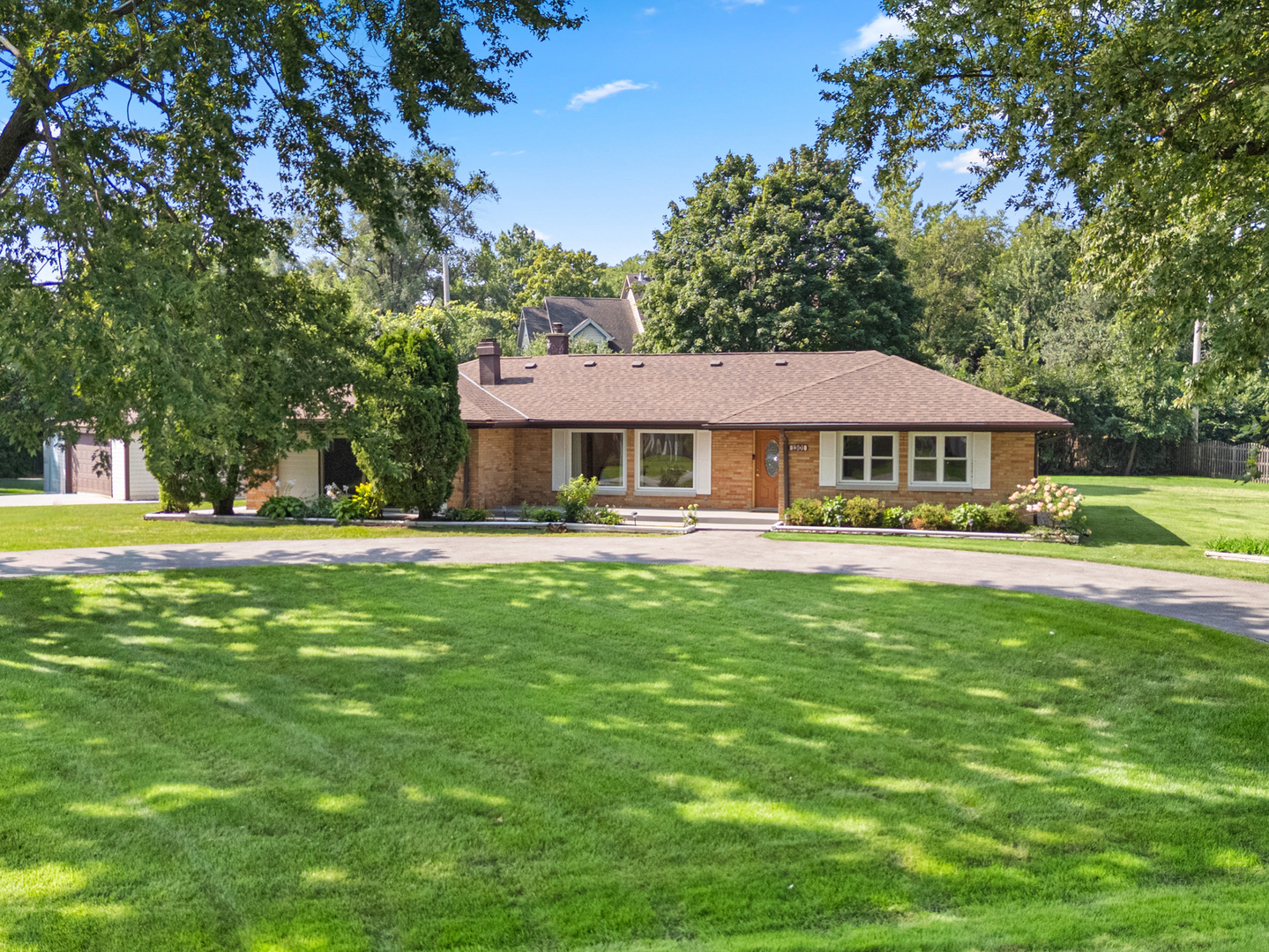main property photo 15