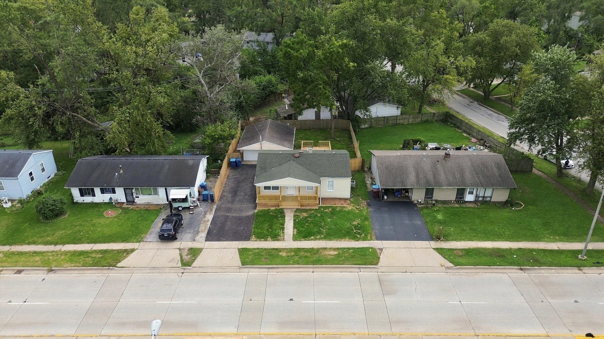 main property photo 29