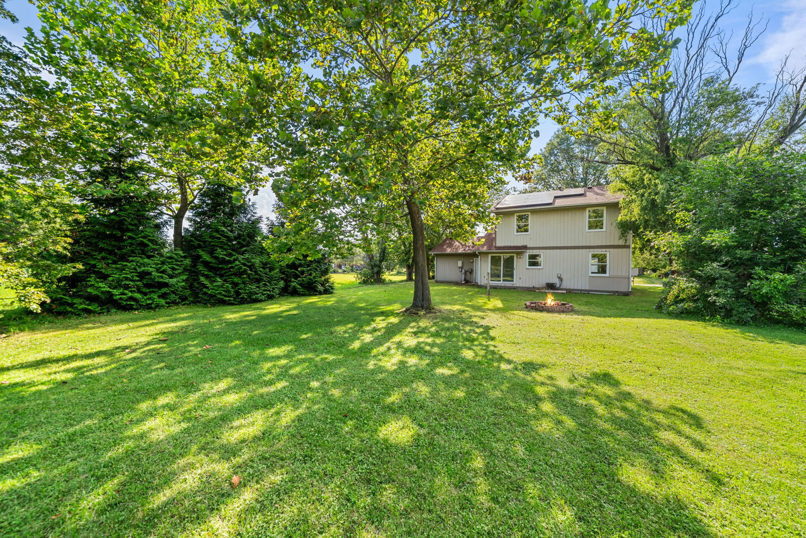 main property photo 28