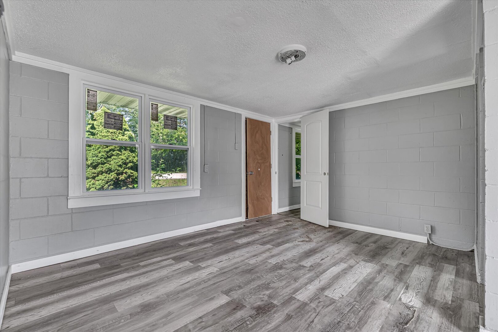 property viewer photo 19