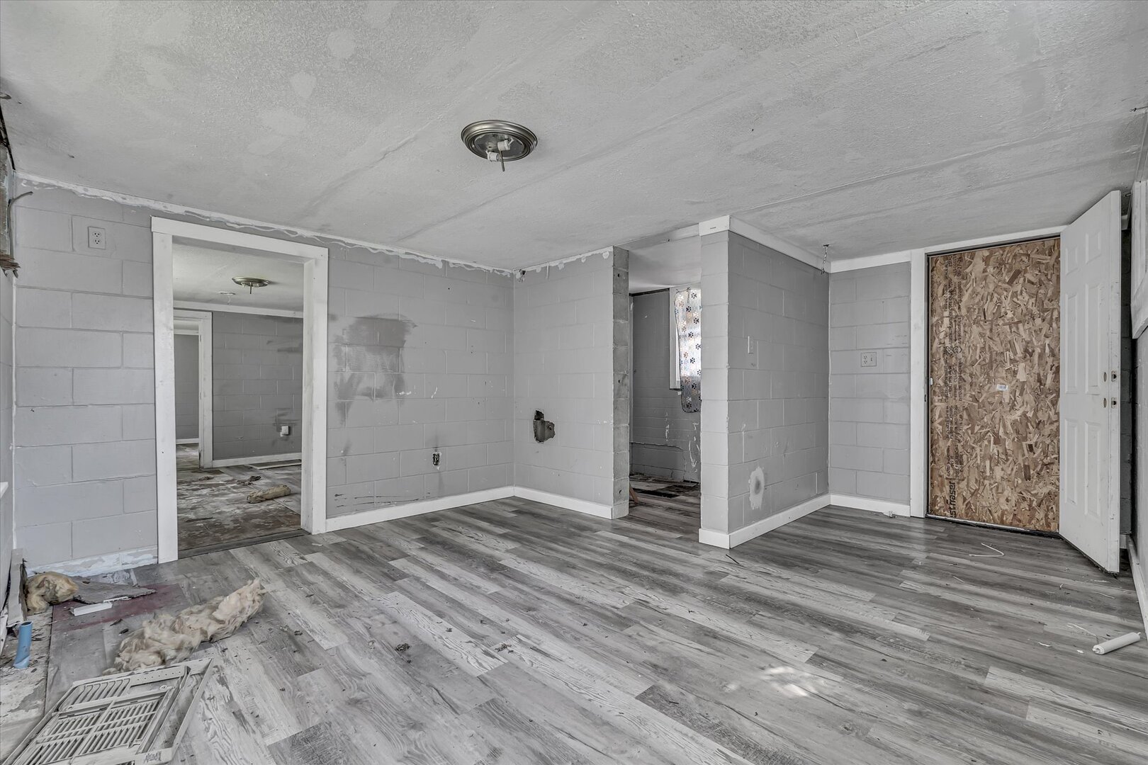 property viewer photo 26