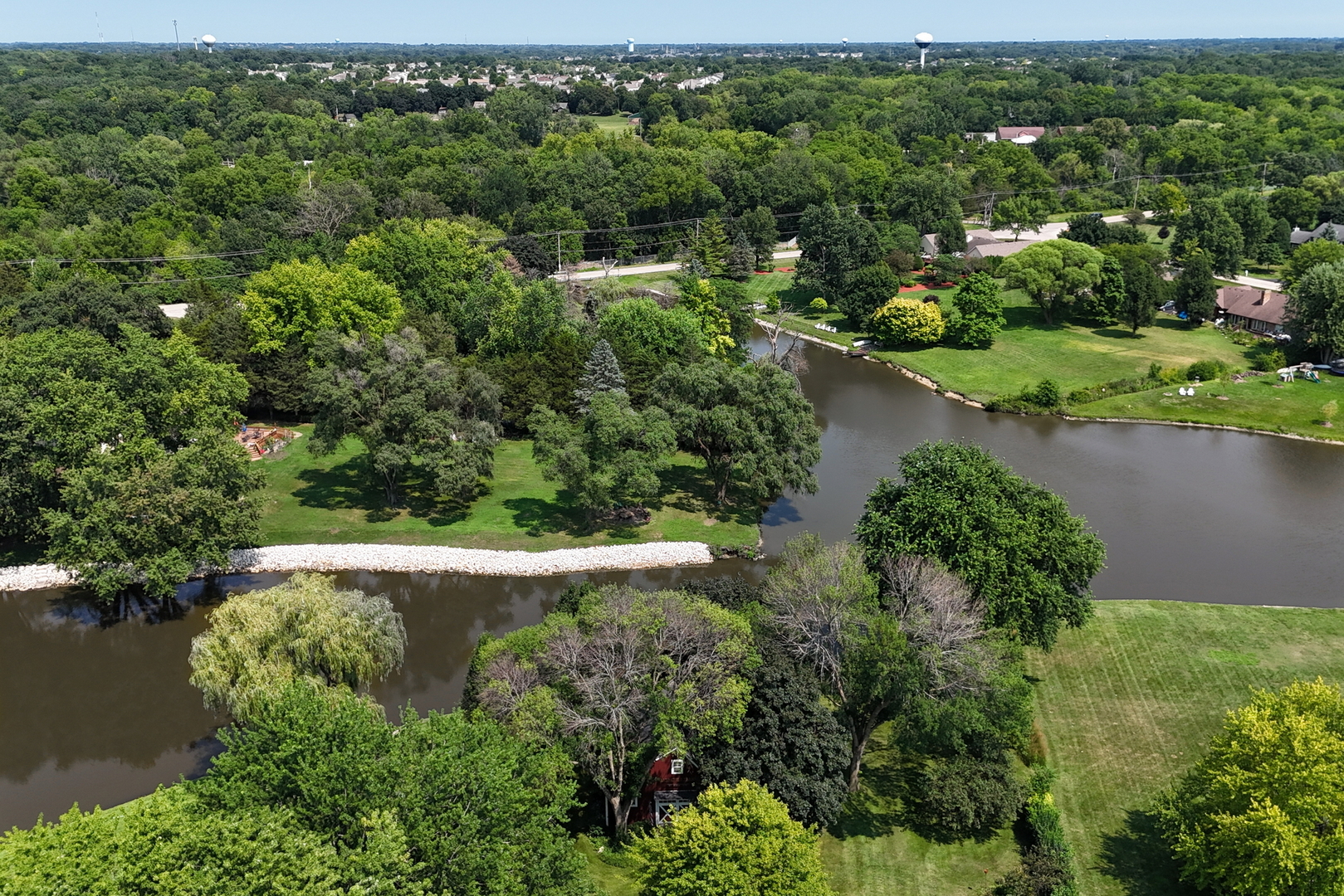 main property photo 11