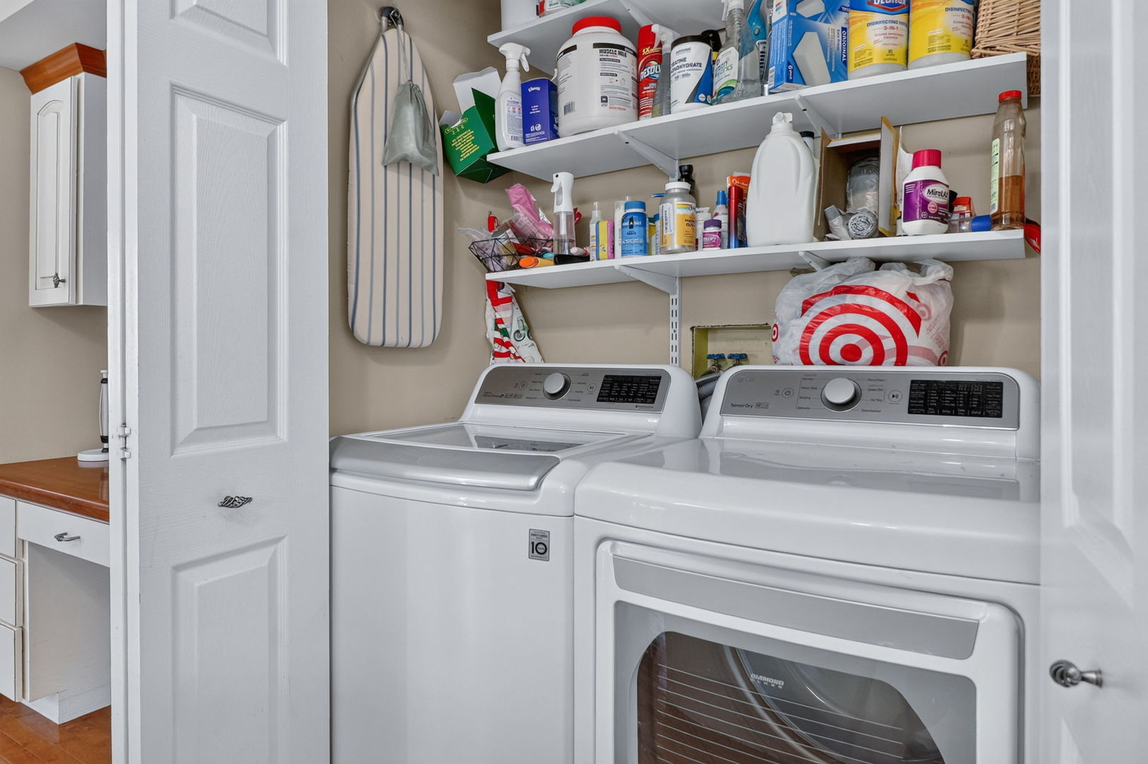 main property photo 10