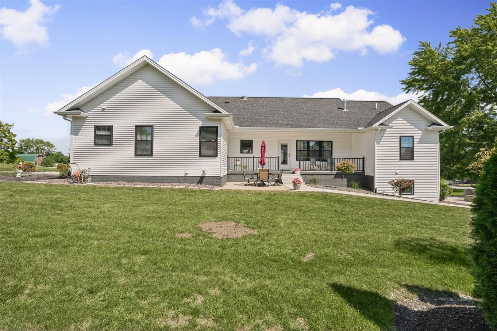 main property photo 64