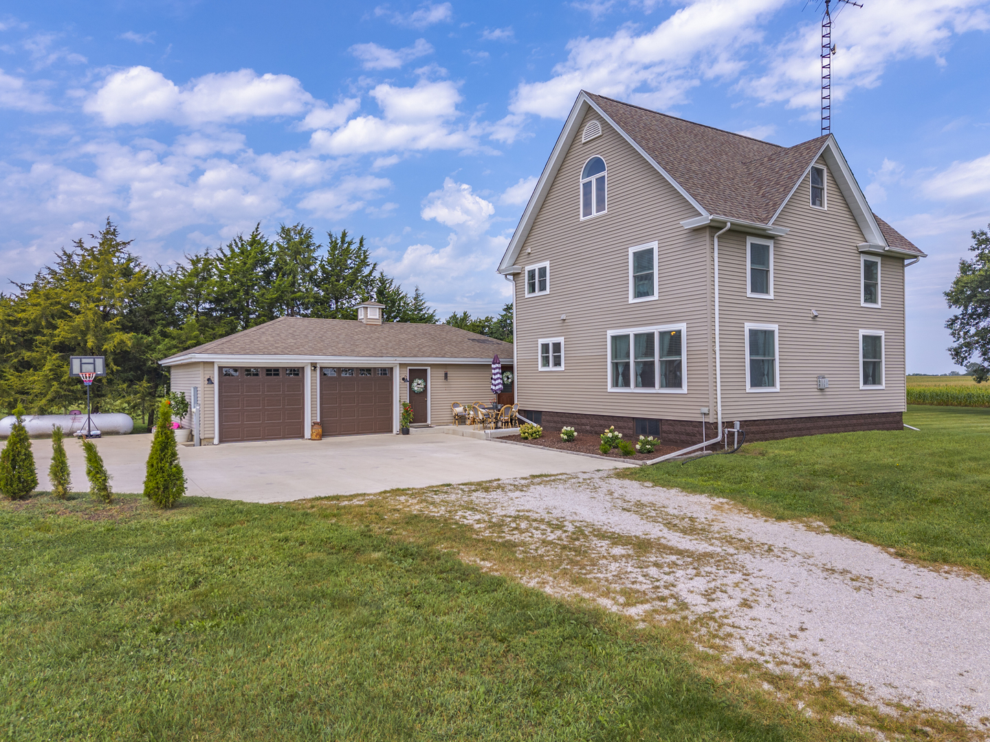 property viewer photo 2