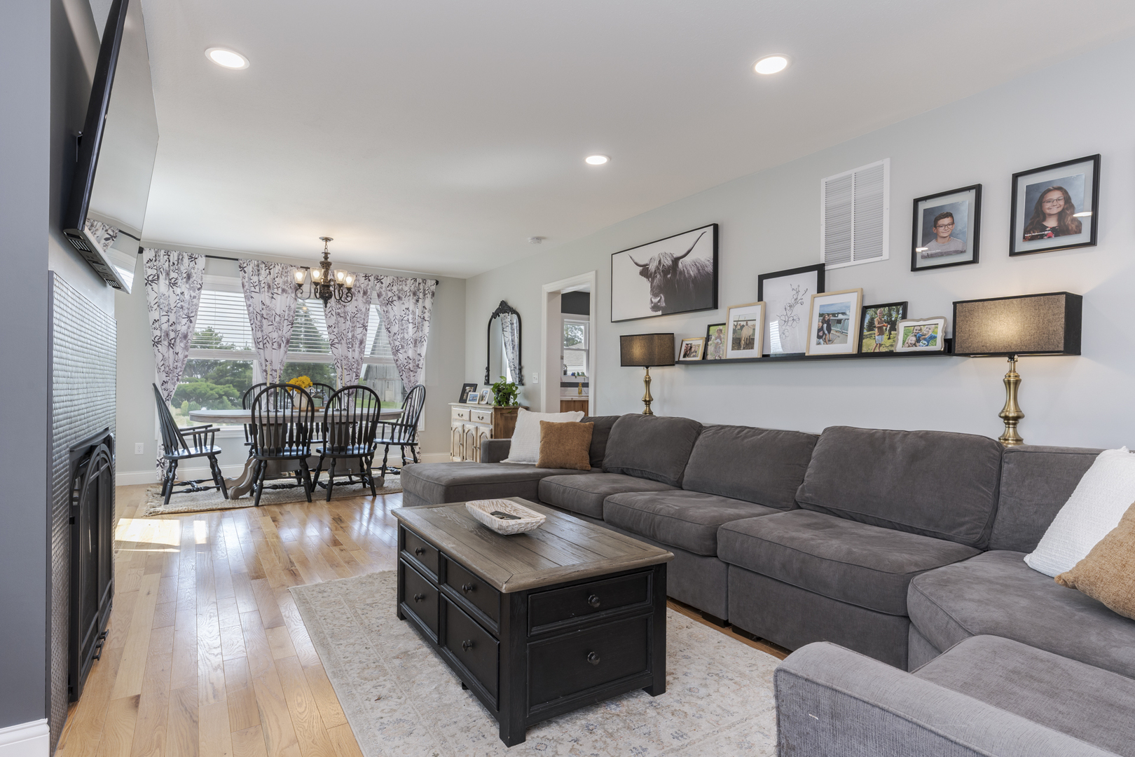 property viewer photo 25