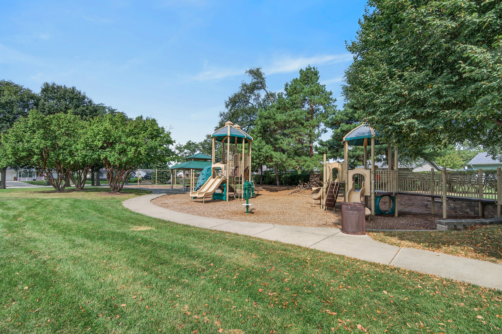 main property photo 29