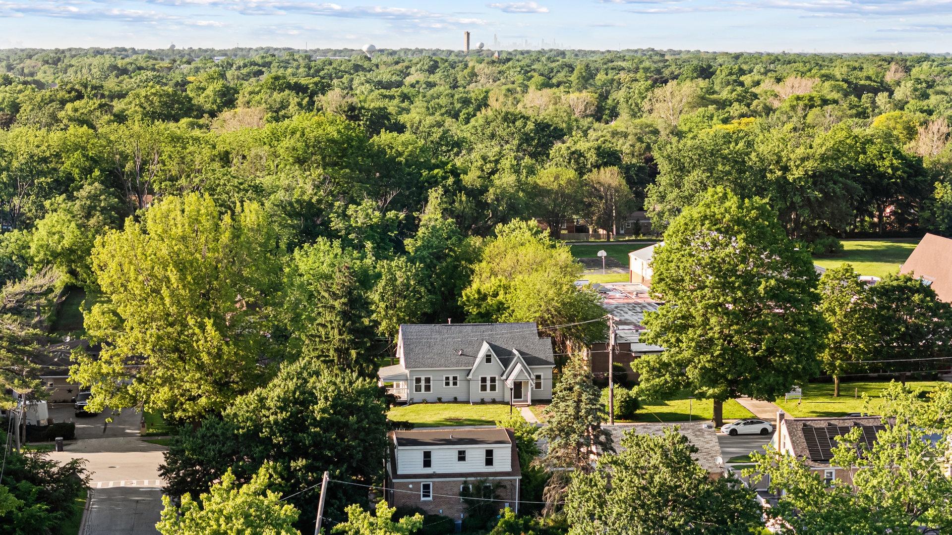 main property photo 40