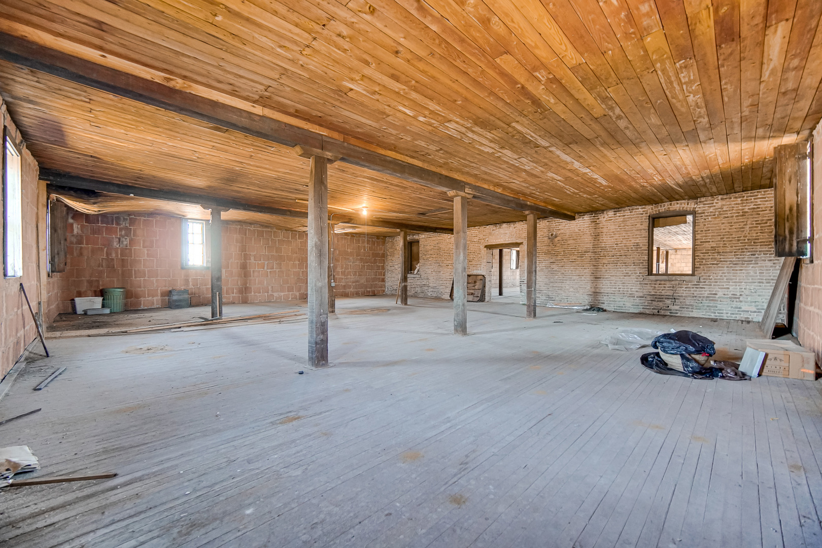 main property photo 15