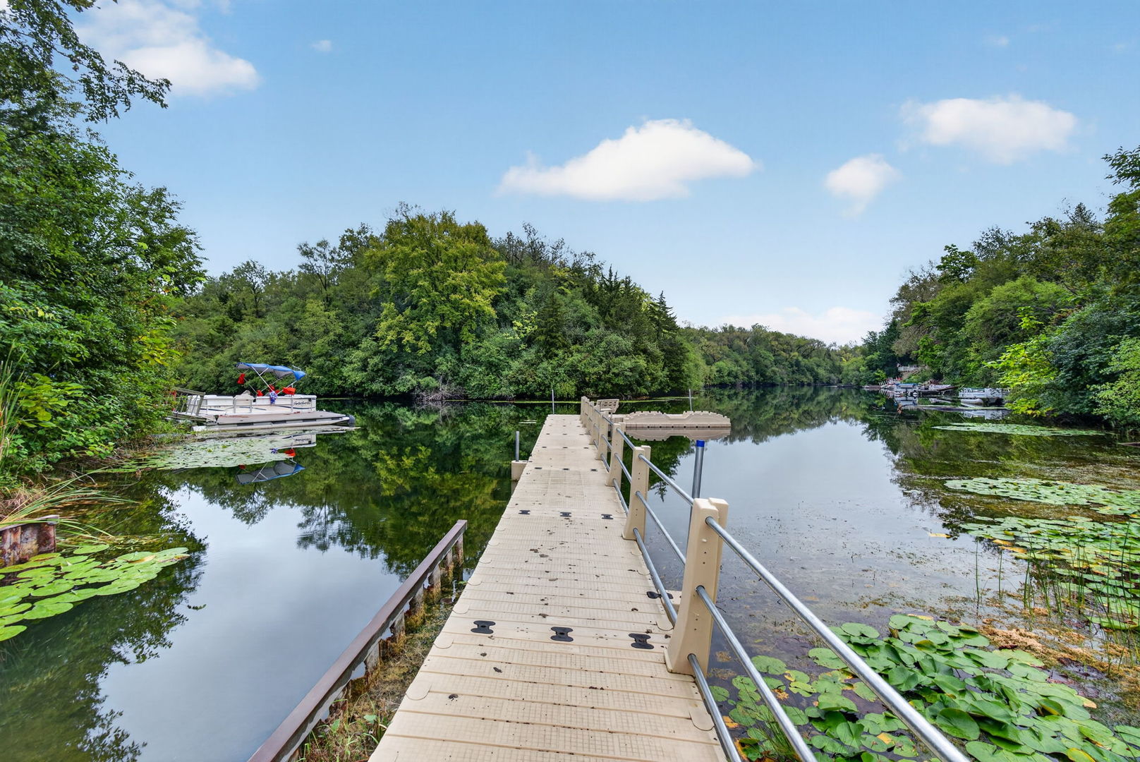 main property photo 25