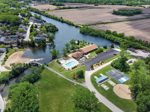 main property photo 50